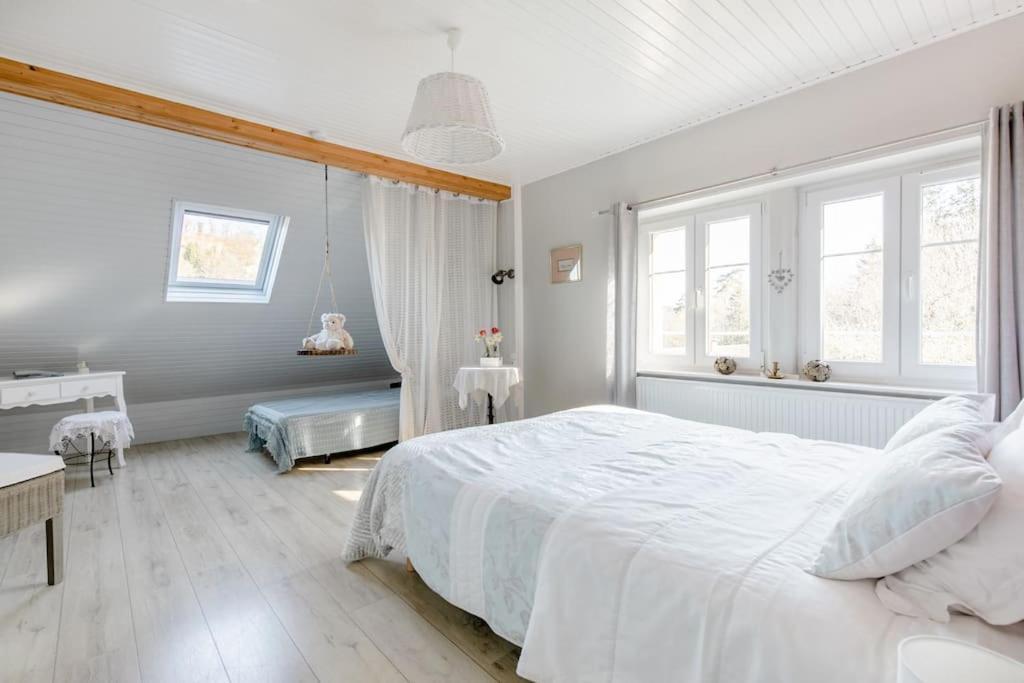 Aux 2 Lacs Chambres D'Hotes Pierre-Percée Zimmer foto